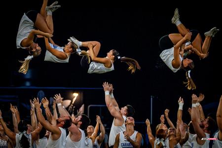 RSEQ 2024 Cherleeding Carabins - Match de Football contre le Vert-et-Or