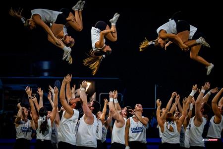 RSEQ 2024 Cherleeding Carabins - Match de Football contre le Vert-et-Or