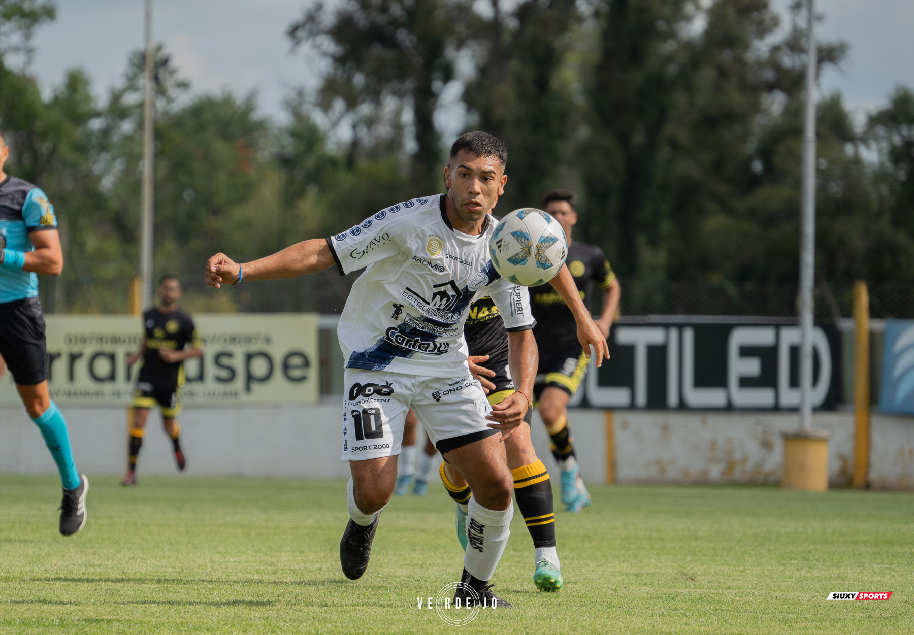 CSyD Flandria - Club Social y Deportivo Merlo - Soccer - AFA - 1B - Flandria (0) vs (2) Deportivo Merlo (#AFA241BFLADEM03) Photo by: Ignacio Verdejo | Siuxy Sports 2024-03-17