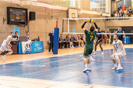 RSEQ - 2024 VOLLEY M - U DE MONTRÉAL (1) VS (3) U DE SHERBROOKE - Reel 2