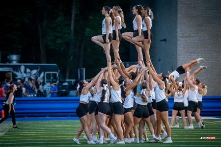 RSEQ 2024 Cherleeding Carabins - Match de Football contre le Vert-et-Or