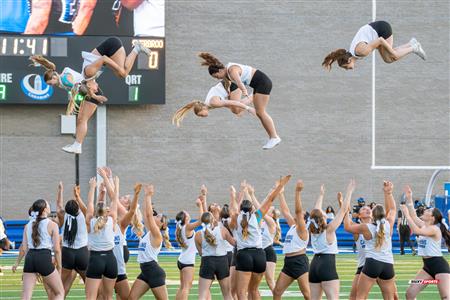 RSEQ 2024 Cherleeding Carabins - Match de Football contre le Vert-et-Or