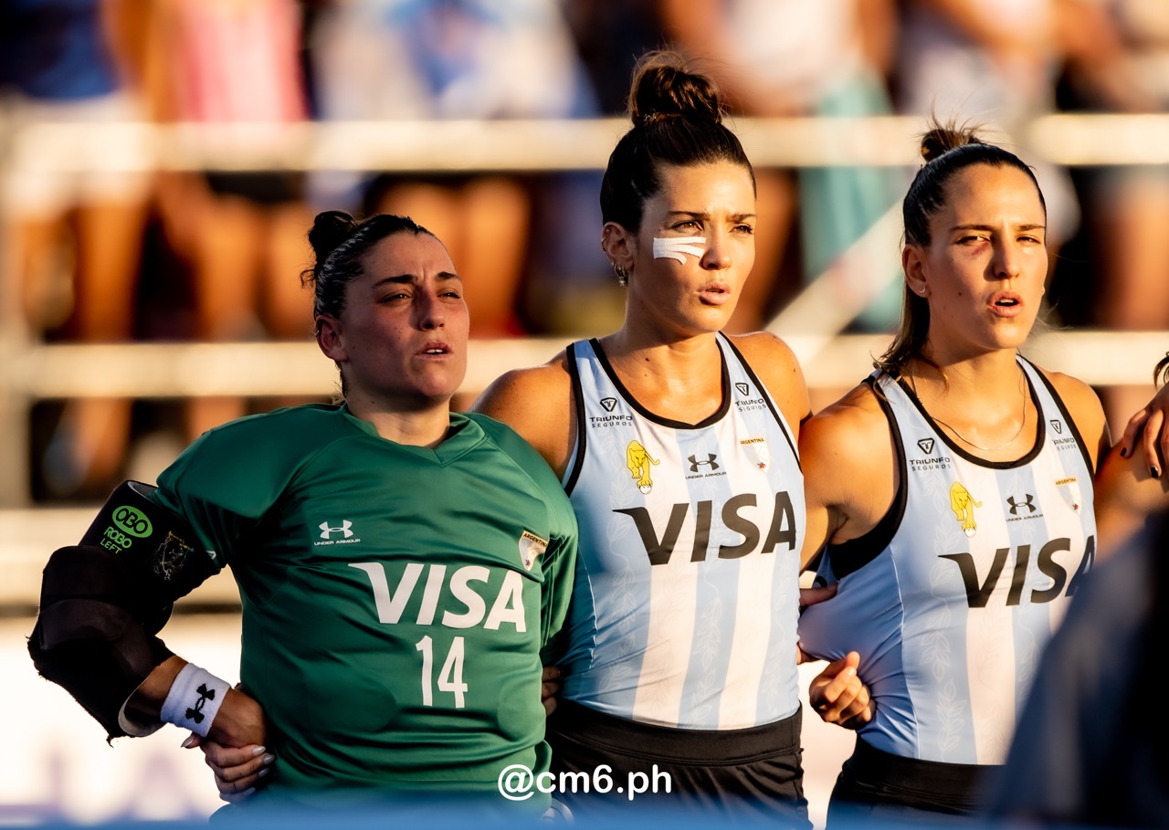 Agustina ALBERTARRIO - Clara BARBERI - Sofia TOCCALINO -  Selección femenina de hockey sobre césped de Argentina - England women's national field hockey team - Field hockey - FIH PRO LEAGUE 2022-2023 - Argentina(3) vs (0) Great Britain (#FIHPF22ARGGBR12) Photo by: Christian Mas | Siuxy Sports 2022-12-15