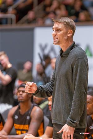 MONTREAL TUNDRA (111) VS (114) SUDBURY'S FIVE - 1st half