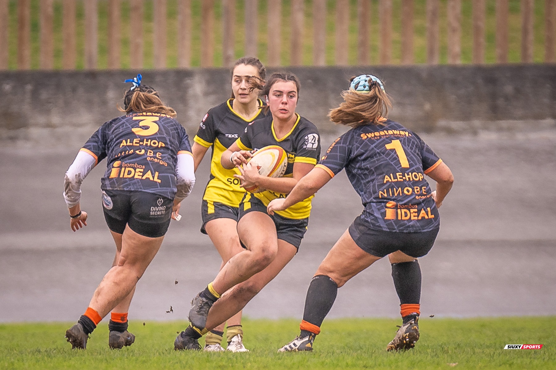  Getxo Artea Rugby Taldea - Club de Rugby Les Abelles - Rugby - FER 2024 - DHB F - Getxo Neskak Rt (19) vs (10) Les Abelles (#FER24DHBGNABE02) Photo by: Fredy Monfoto | Siuxy Sports 2024-02-04