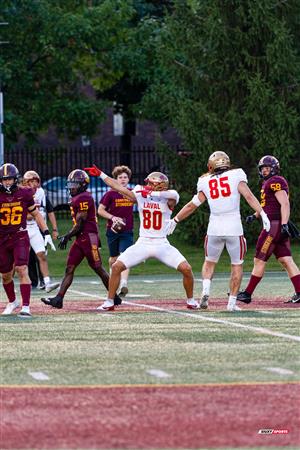 RSEQ 2024 Football - Stingers (11) vs (36) Rouge-et-Or - 1st half