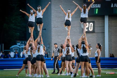 RSEQ 2024 Cherleeding Carabins - Match de Football contre le Vert-et-Or