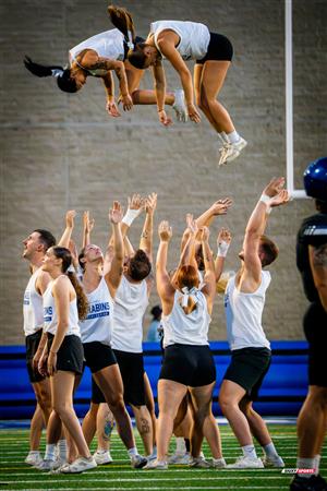 RSEQ 2024 Cherleeding Carabins - Match de Football contre le Vert-et-Or