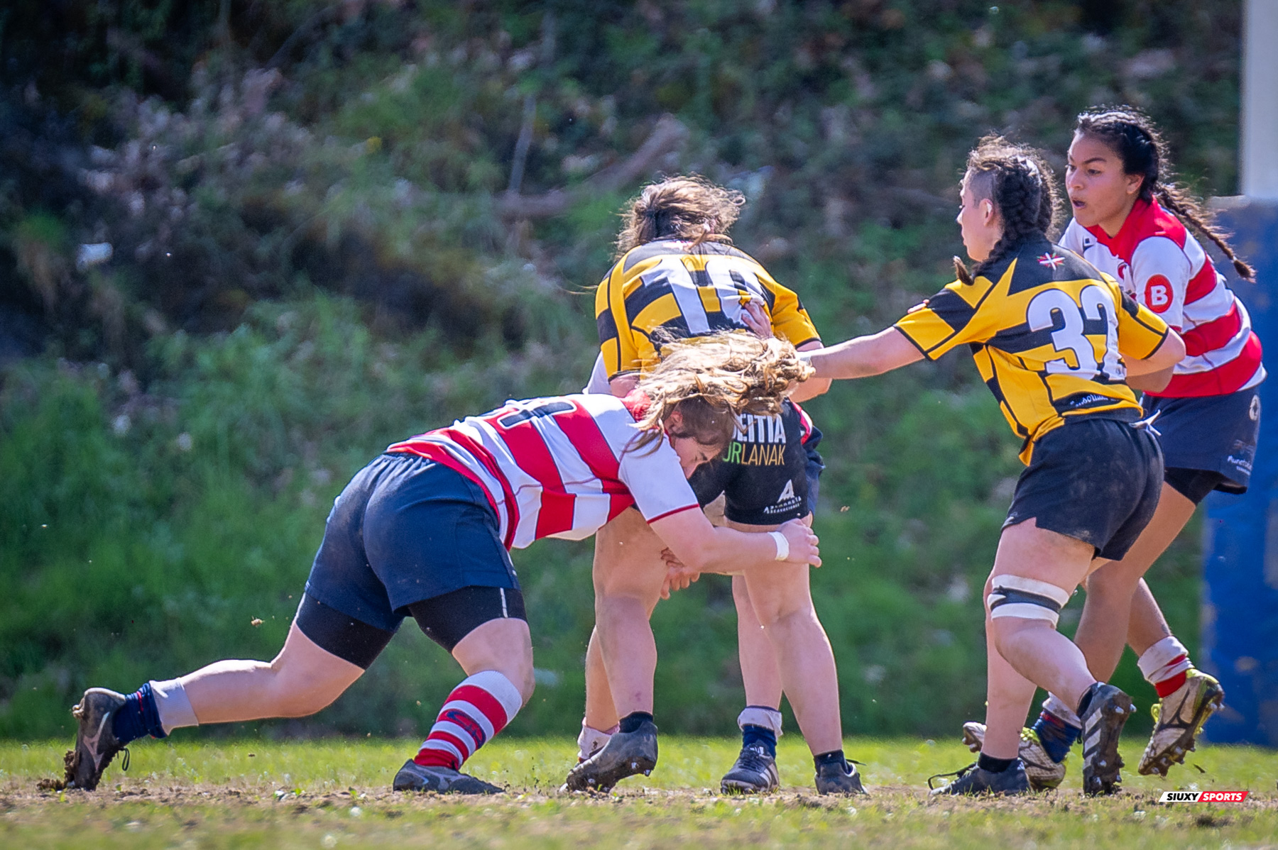  Elorrio Rugby Taldea - Universitario Bilbao Rugby - Rugby - FER 2024 - Sr Fem - Elorrio RT vs Universitario Bilbao Rugby - Neskak (#FER24ERTUBR03) Photo by: Fredy Monfoto | Siuxy Sports 2024-03-17