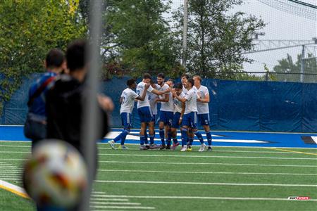 RSEQ 2024 - Soccer M - Carabins U de Montréal (2) vs (0) Vert-et-Or U de Sherbrooke - Par Ashley