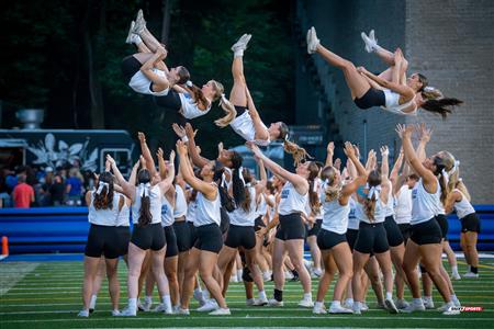 RSEQ 2024 Cherleeding Carabins - Match de Football contre le Vert-et-Or