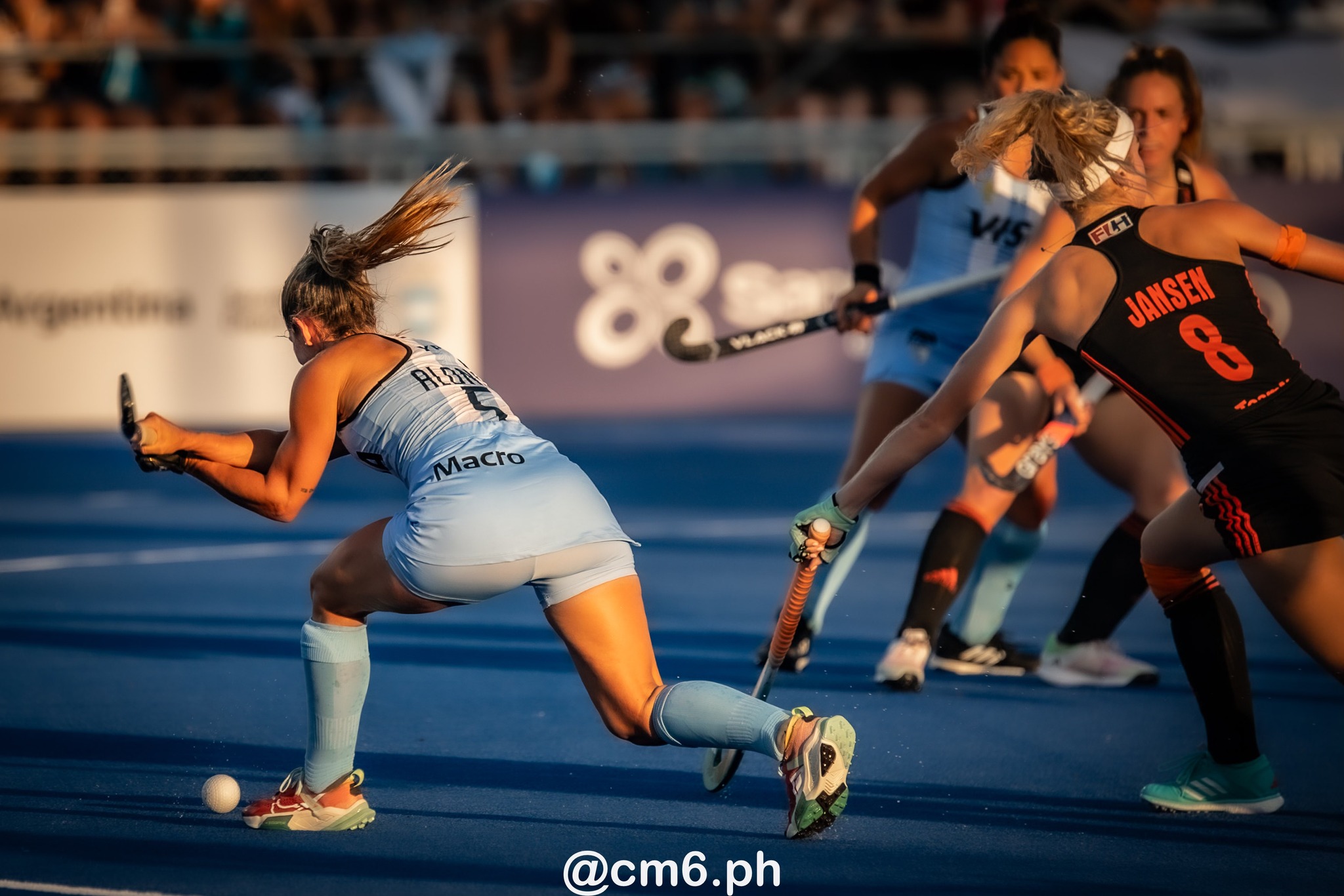 Agostina ALONSO -  Selección femenina de hockey sobre césped de Argentina - Netherlands women's national field hockey team - Field hockey - FIH Pro League Fem 2023-2024 - Argentina (1) vs (4) Netherlands (#FIHPF24ARGNET12) Photo by: Christian Mas | Siuxy Sports 2023-12-08