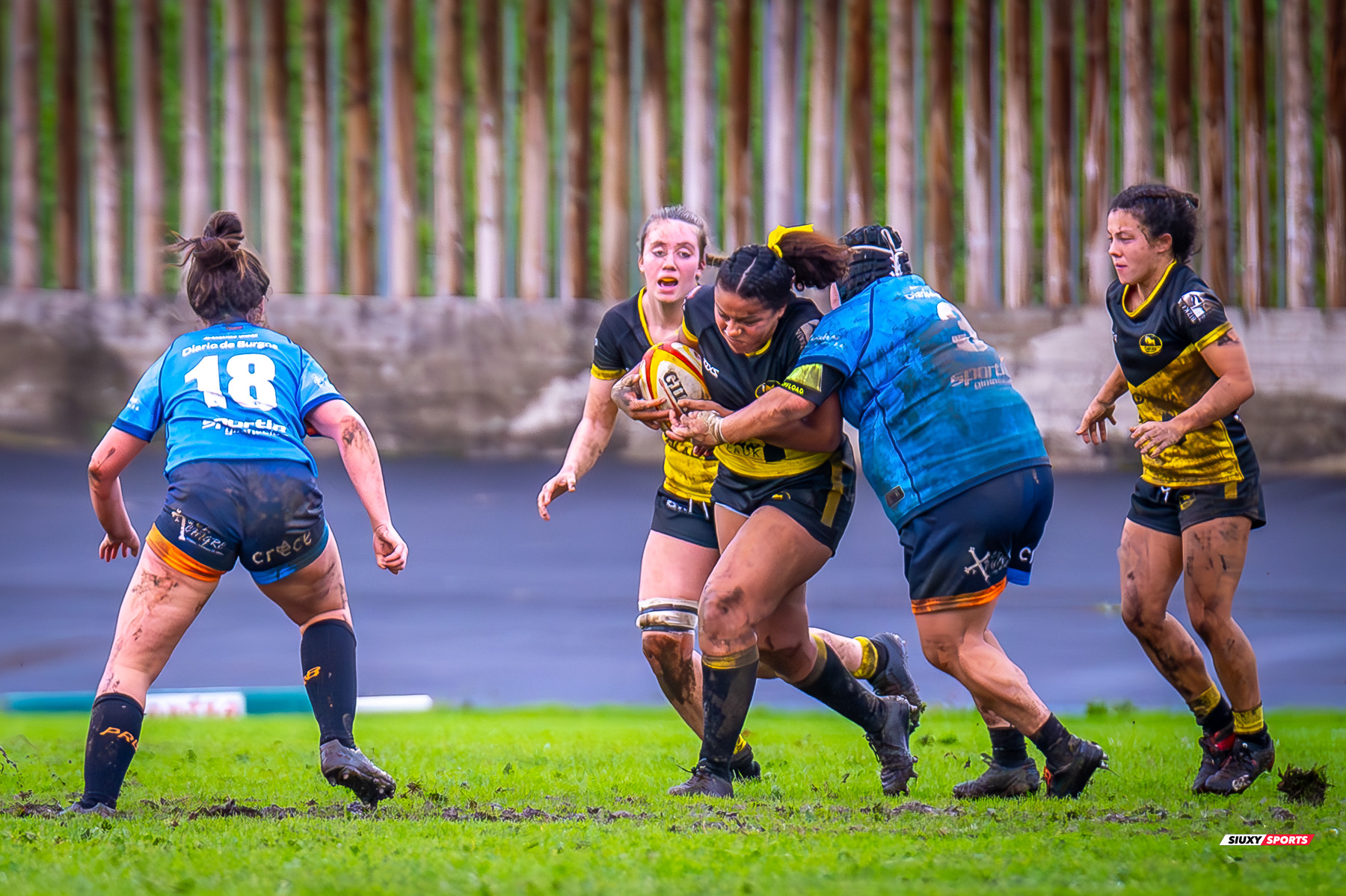  Getxo Artea Rugby Taldea - PRB FLOR DE ESCOCIA UBU - Rugby - FER 2023 - DHB F - Getxo Neskak Rt (31) vs (5) PRB Flor de Escocia (#FER23DHBGNFDE11) Photo by: Fredy Monfoto | Siuxy Sports 2023-11-11