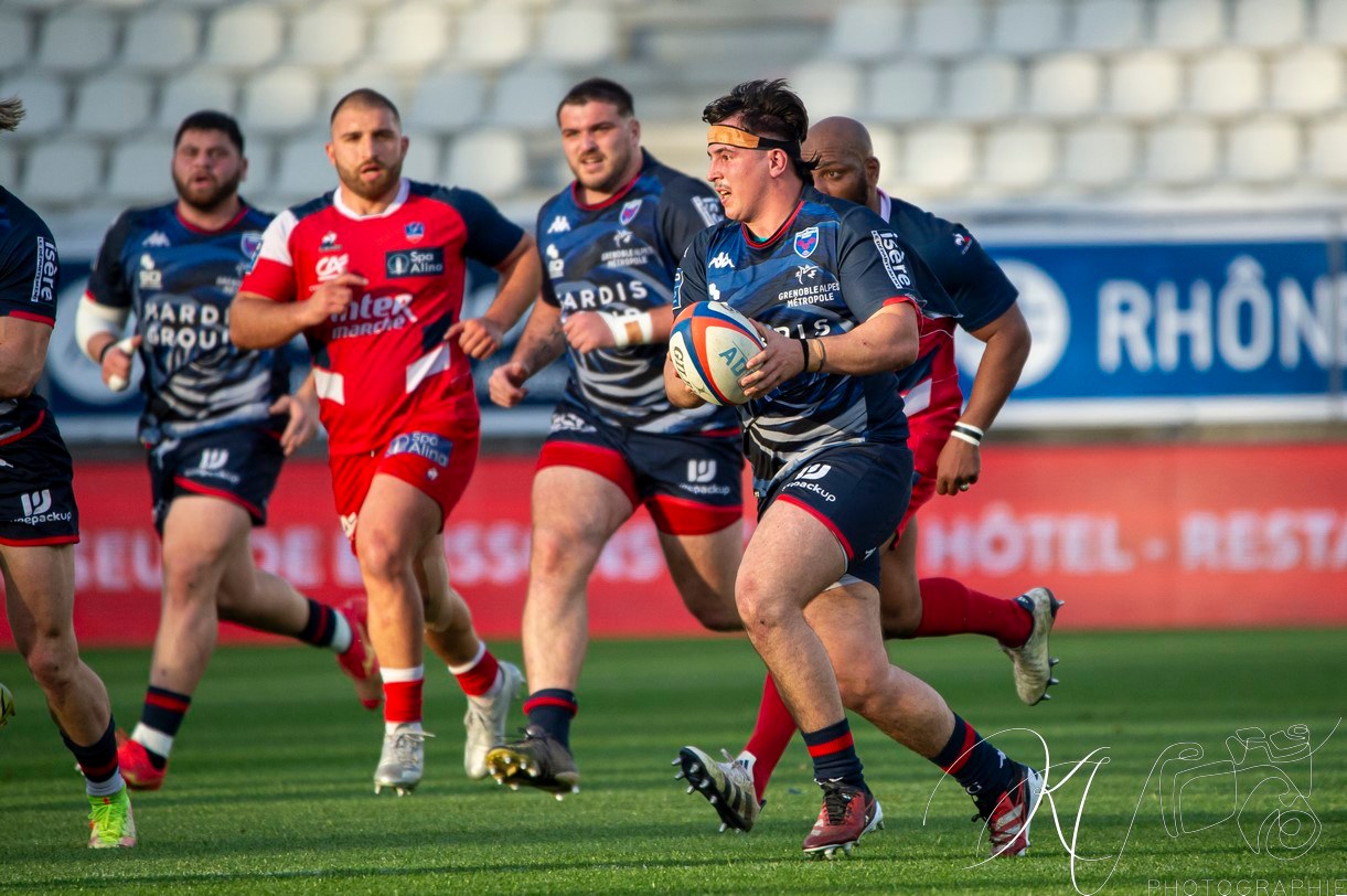Barnabé MASSA -  FC Grenoble Rugby - Stade Aurillacois - Rugby - FFR - 2024 PRO D2 - FC Grenoble (55) vs (10) Aurillac (#PD224T14FCGAUR04) Photo by: Karine Valentin | Siuxy Sports 2024-04-12
