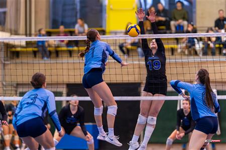 Juliette Gosselin - Volleyball - RSEQ - 2024 Volley F - U de Montréal (3) vs (0) UQAM - Université de Montréal - Université du Québec à Montréal