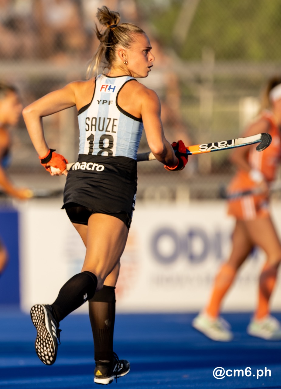 Victoria SAUZE VALDEZ -  Selección femenina de hockey sobre césped de Argentina - Netherlands women's national field hockey team - Field hockey - FIH PRO LEAGUE FEM 2023-2024 - ARGENTINA (1) VS (7) Países Bajos (#FIHPF24ARGPAB12) Photo by: Christian Mas | Siuxy Sports 2023-12-12