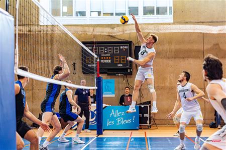 RSEQ - 2024 VOLLEY M - U DE MONTRÉAL (1) VS (3) U DE SHERBROOKE - Reel 1