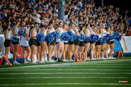 RSEQ 2024 Cherleeding Carabins - Match de Football contre le Vert-et-Or